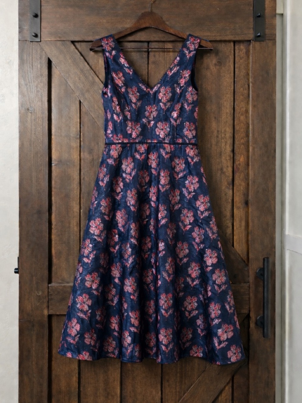 NWT Draper James Floral Jacquard Midi Dress Size 8 Fit Flare Navy Pink Metallic - Picture 5 of 13